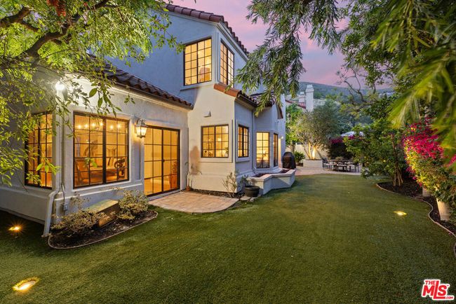 5565 Eagle Point Cir, House other with 4 bedrooms, 3 bathrooms and 3 parking in Westlake Village CA | Image 33