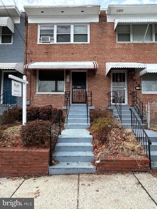 6426 N Capitol St Nw, WASHINGTON, DC, 20012-2108 | Card Image