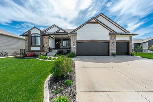 413 W Cherry Oaks St, Cheney, KS, 67025-9065 | Card Image