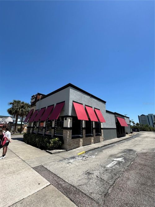6320 International Dr, Orlando, FL, 32819-8214 | Card Image