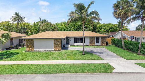 1820 17th Ct N, Lake Worth Beach, FL, 33460-6438 | Card Image