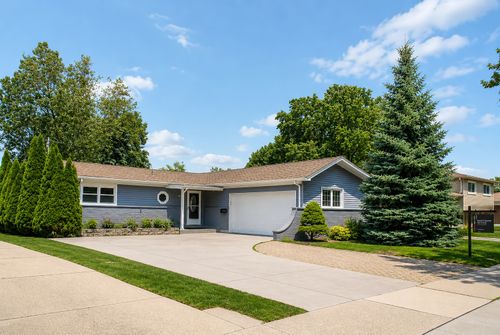 770 Cordial Dr, Des Plaines, IL, 60018-5561 | Card Image