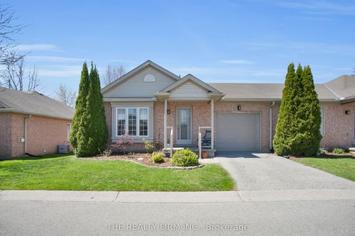 16-601 Grenfell Dr, London, ON, N5X4E4 | Card Image