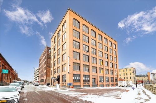 306-64 Commercial St, Rochester, NY, 14614-1037 | Card Image