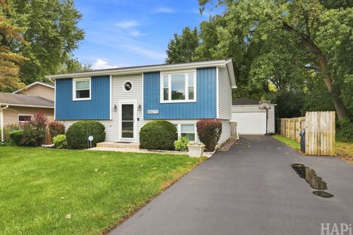 38270 N North Shore Avenue, Beach Park, IL, 60087 | Card Image