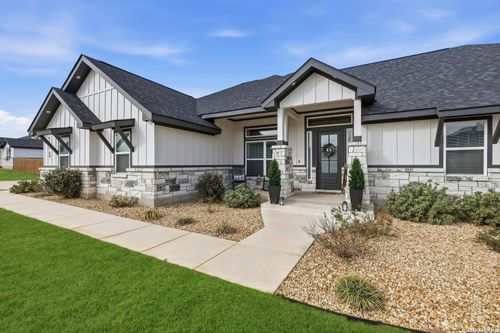 113 Hondo Dr, La Vernia, TX, 78121-0177 | Card Image