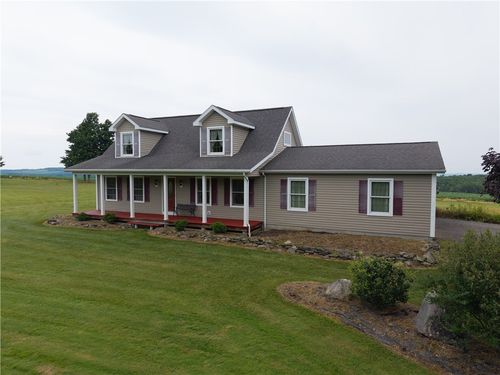 10131 Runyon Rd, Dansville, NY, 14437-9552 | Card Image
