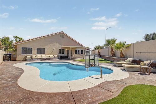 5137 Pebble Rim St, North Las Vegas, NV, 89081-3070 | Card Image