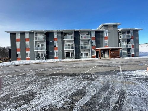 106-20C Silver Birch Crt, Parry Sound, ON, P2A0A7 | Card Image