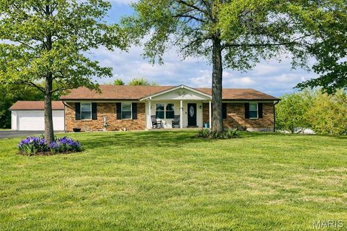 1118 Emerald Dr, Moscow Mills, MO, 63362-1905 | Card Image