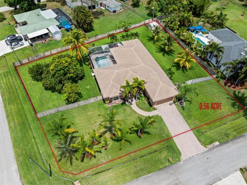 1992 Se Fairfield St, Port St. Lucie, FL, 34983-4662 | Card Image