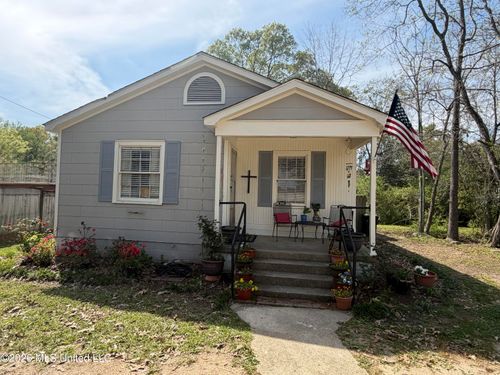 944 S College St, Brandon, MS, 39042-3630 | Card Image