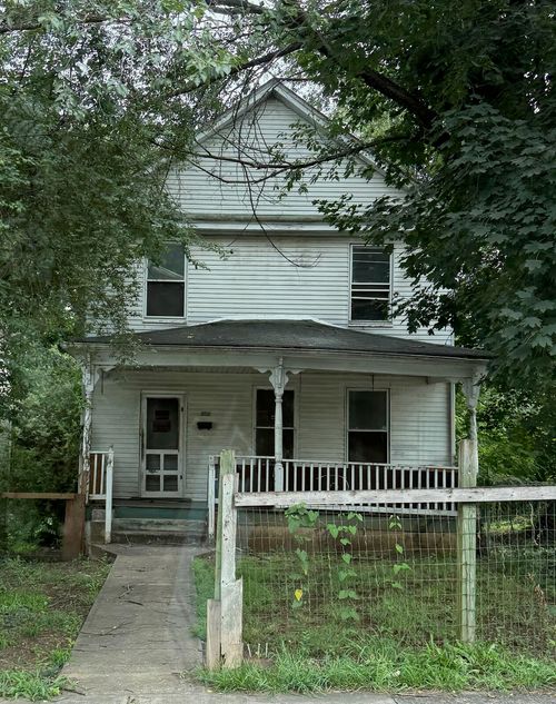 601 Dale Ave Se, Roanoke, VA, 24013-1433 | Card Image