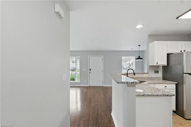 Hallway view | Image 9
