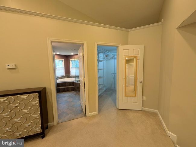 11901 Paradise Ln, House other with 4 bedrooms, 5 bathrooms and null parking in Oak Hill VA | Image 51