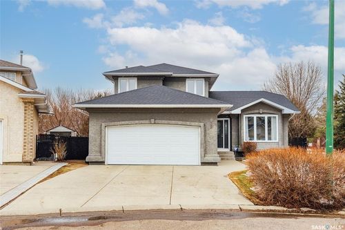 922 Budz Green, Saskatoon, SK, S7N4M9 | Card Image