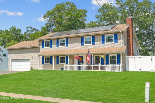 348 Hilltop Rd, Toms River, NJ, 08753-4270 | Card Image