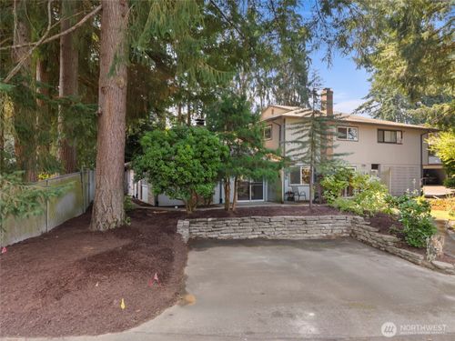 4a-4511 Lexington Pl Ne, Lacey, WA, 98516-6328 | Card Image