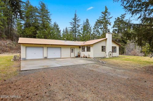 17580 State Highway 410, Naches, WA, 98937 | Card Image