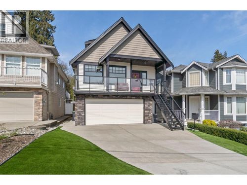 331 Keary Street, New Westminster, BC, V3L3L2 | Card Image