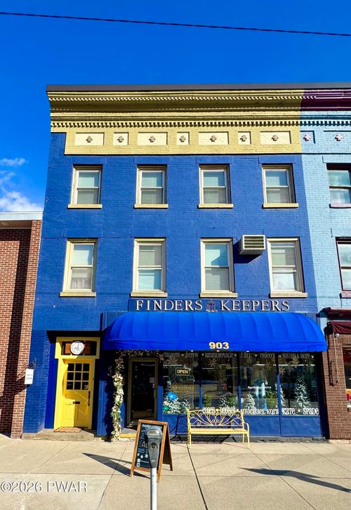 903 Main St, Honesdale, PA, 18431-1903 | Card Image