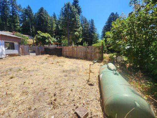 69 Spring St, Weott, CA, 95571-5022 | Card Image