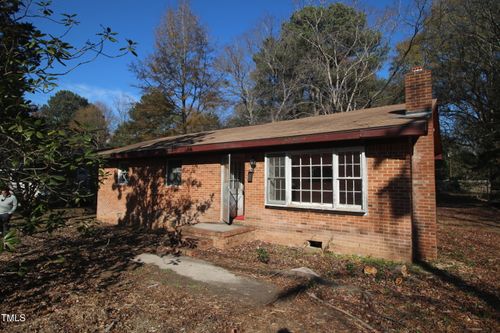 610 Hillsborough Road, Carrboro, NC, 27516 | Card Image