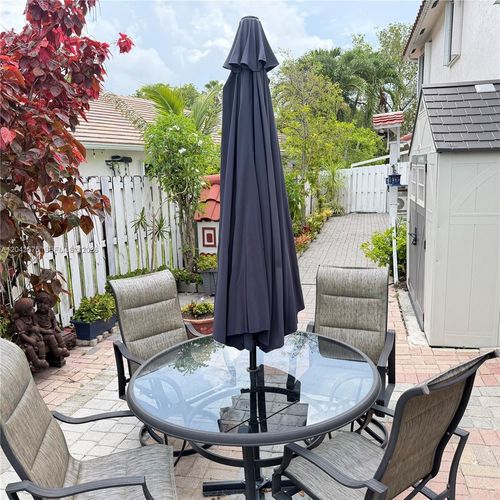 2-721 Nw 135th Way, Plantation, FL, 33325-6161 | Card Image