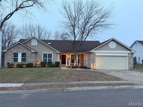 1058 Edgewood Dr, O Fallon, IL, 62269-2862 | Card Image