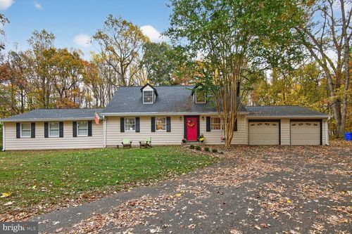 15211 Avery Rd, ROCKVILLE, MD, 20855-1708 | Card Image