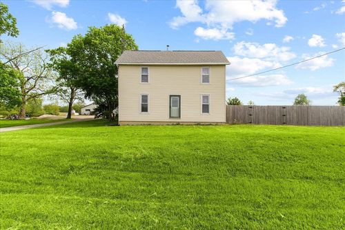 7588 Stringtown Rd, Mechanicsburg, OH, 43044-9782 | Card Image