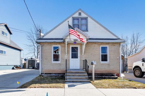 1611 Jackson Street, Two Rivers, WI, 54241 | Card Image