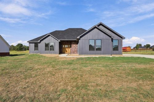 63 Pecan Ridge Rd, Durant, OK, 74701-7410 | Card Image