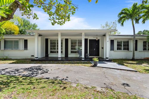 14645 Sw 83rd Ave, Palmetto Bay, FL, 33158-1912 | Card Image