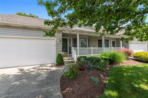 126 Augusta Dr, Elyria, OH, 44035-8876 | Card Image