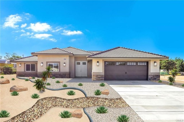 Waynoka Rd, Apple Valley, CA 92308