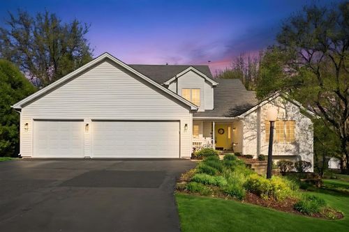 11497 Ridgecrest Dr, Roscoe, IL, 61073-8108 | Card Image