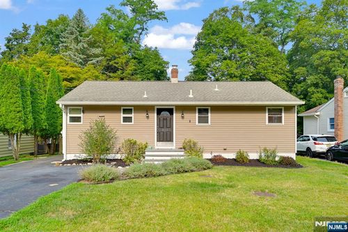 511 Ramapo Valley Rd, Oakland, NJ, 07436-2810 | Card Image