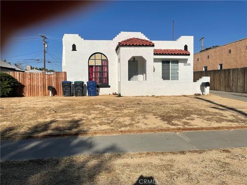 44624 Cedar Ave, Lancaster, CA, 93534-3511 | Card Image