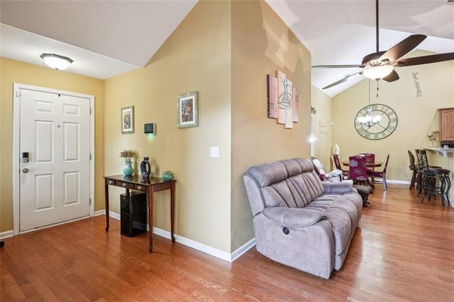 401 Kenley Ct, Condo with 2 bedrooms, 2 bathrooms and 2 parking in Mcdonough GA | Image 8