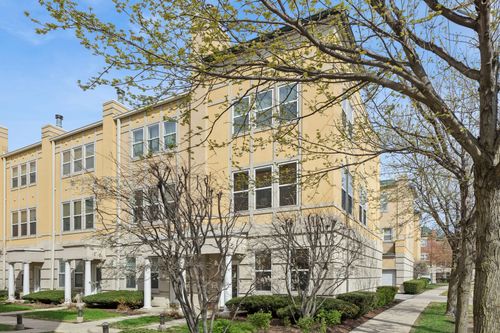 unit-j-7531 Brown Ave, Forest Park, IL, 60130-1000 | Card Image