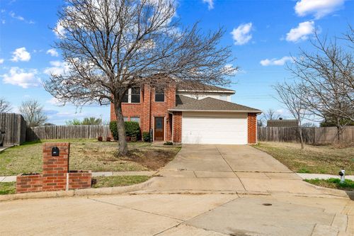 8900 Harvest Moon Trl, Denton, TX, 76210-7174 | Card Image