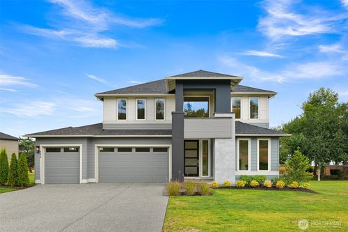 8479 Camas Dr, Blaine, WA, 98230-5724 | Card Image