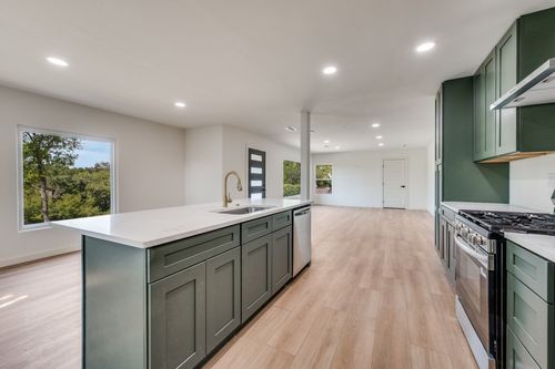 3134 W Jefferson Blvd, Dallas, TX, 75211-2958 | Card Image