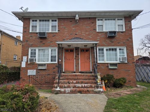 22 Boyle Pl, Elizabeth, NJ, 07202-4182 | Card Image