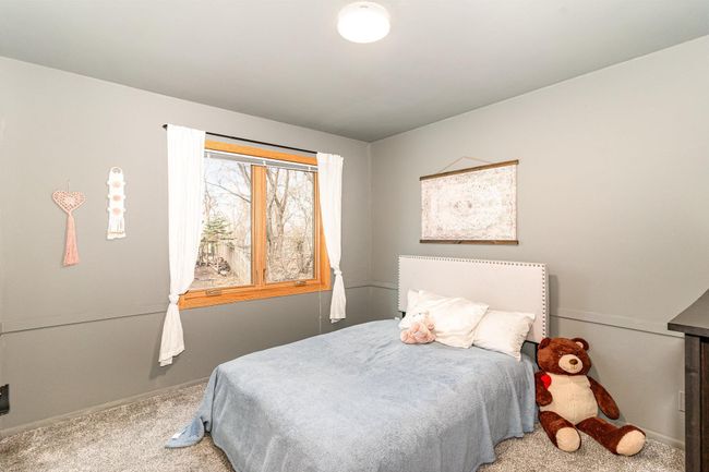 Upper level 2nd bedroom | Image 15
