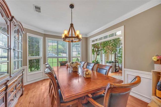 225 Ruby Forest Pkwy, House other with 4 bedrooms, 3 bathrooms and 5 parking in Suwanee GA | Image 10