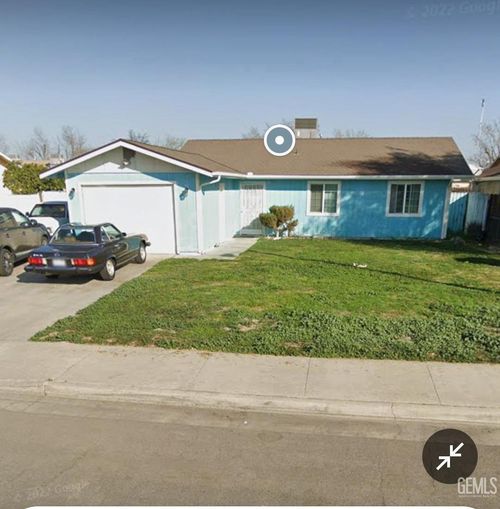 725 Anita Ave, Delano, CA, 93215-4101 | Card Image