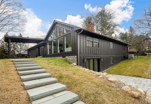 97 Valley Farm Rd, Millbrook, NY, 12545-5368 | Card Image