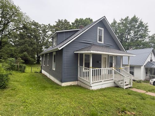 508 Poertner St, Boonville, MO, 65233-1039 | Card Image